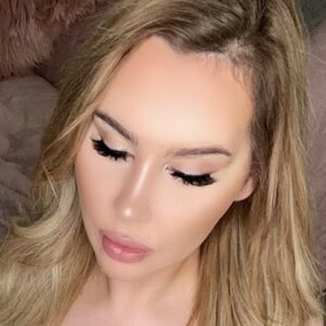 Nennamariaa xxx actress photos