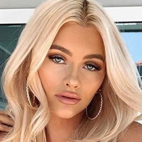 Jami Knight_ star hd photo