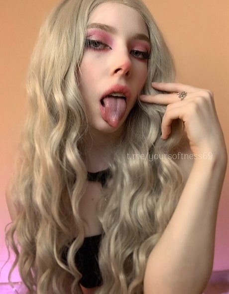 soft lil girl star perfect picture