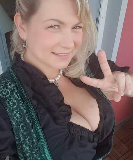 pati rose_ art pornstar picture