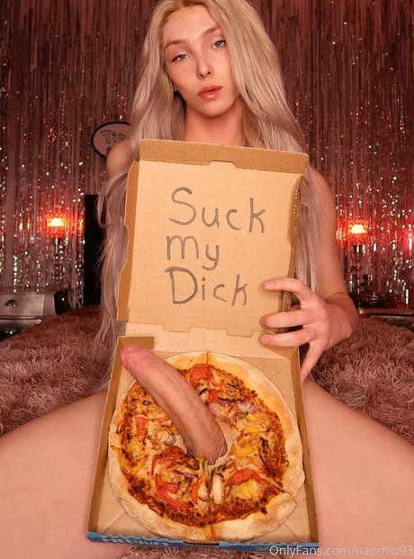 Naomib93 nudes actress image