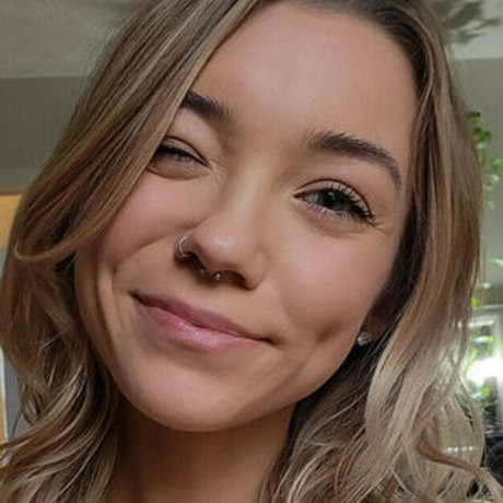 Brooke Ingram star top pic