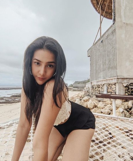 Anya Geraldine beautiful pornstar gallery