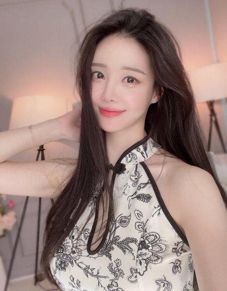 tamimi model erotic pics