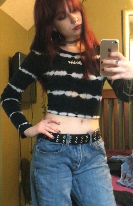 sluttylilypad nudes actress images