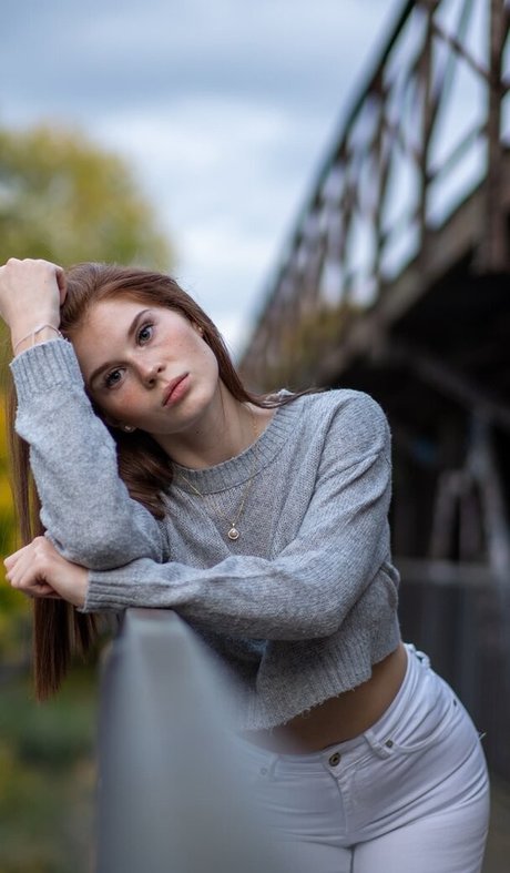 anoukjhn star adult galleries