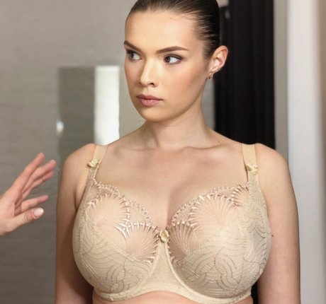 Sveta Koltunova art model photos