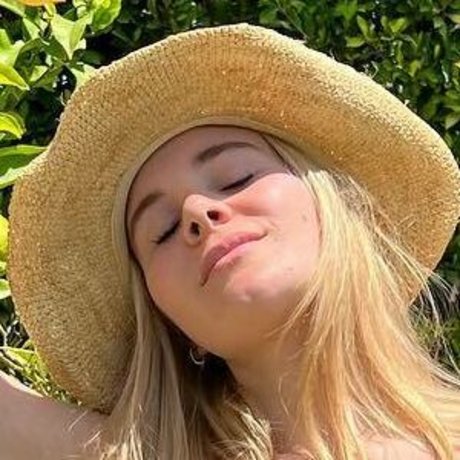 Holly Ramsay porn actress archive