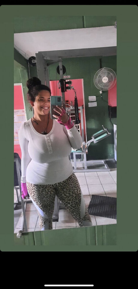 Mayla Coimbra beautiful actress archive