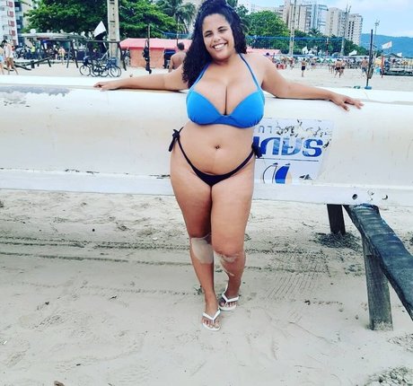 Mayla Coimbra star pretty img