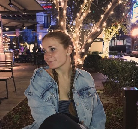 Sammy Jerrard xxx model images