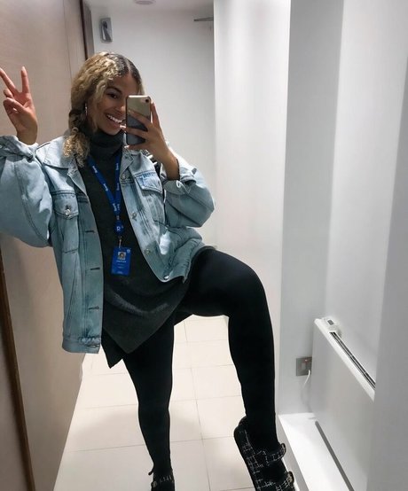 Kemi Rodgers sexy pornstar images