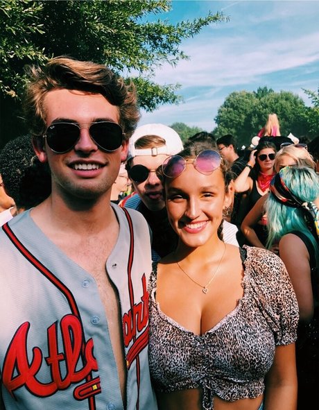 Melissa Aleene Kight star pornographic photo