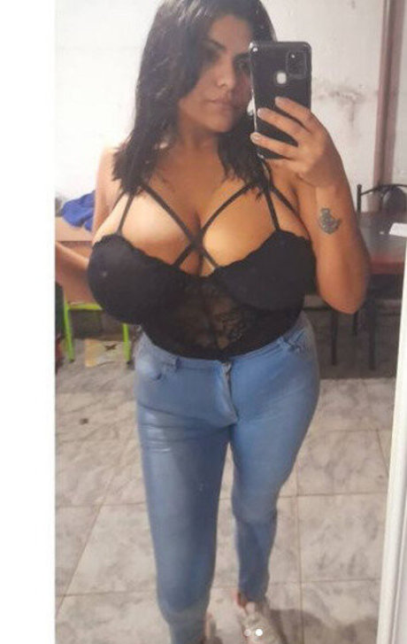 Marlii Rodriguez naked model image