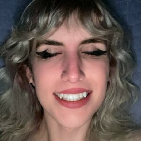 Zelda McKay star naked pics