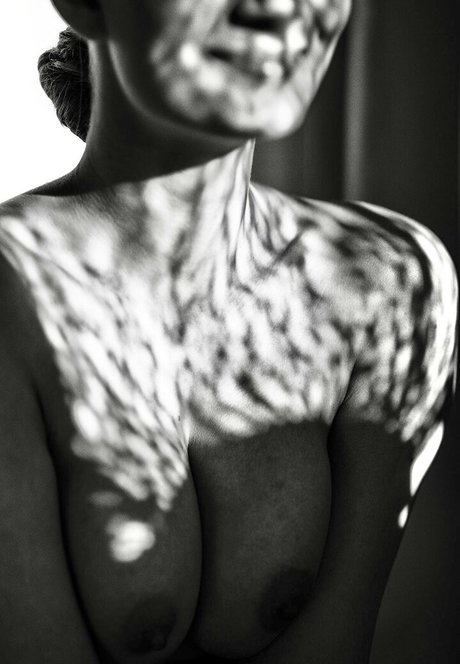 ann cornel perfect model pic