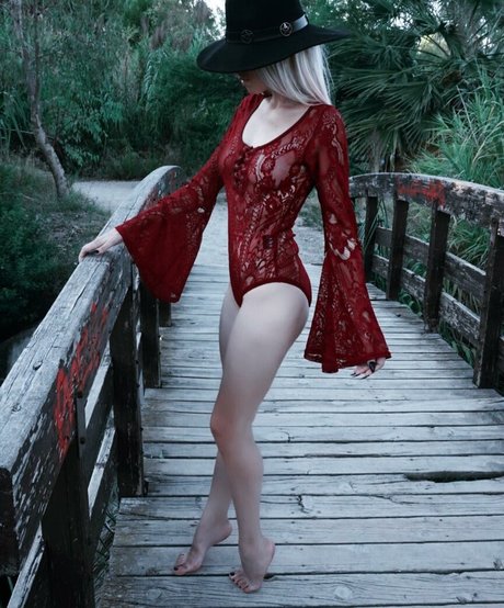 deathcandy star naked img