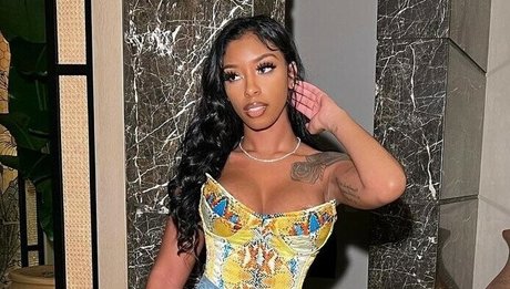 Realamarie pornstar nice picture