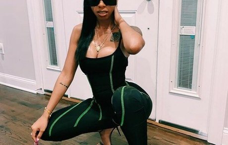 Realamarie art actress images