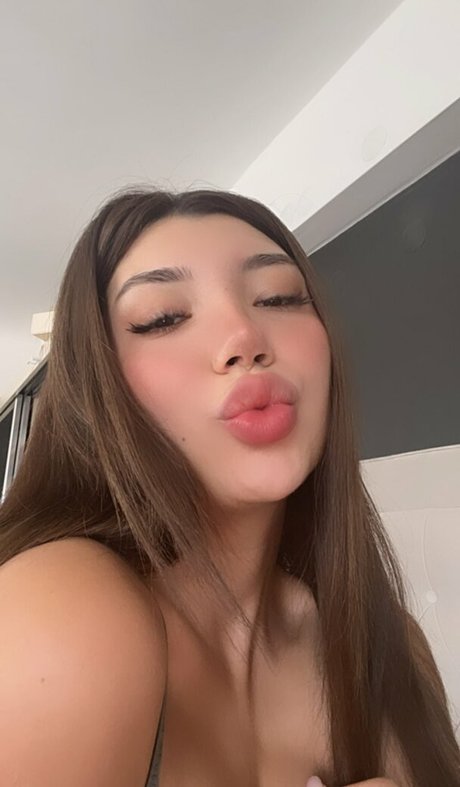 ayy1see nudes model gallery