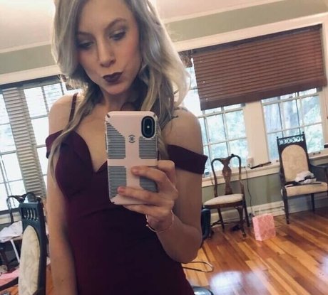 anonymousanneh model sexy pics