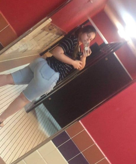 cmack2 pornstar pretty picture