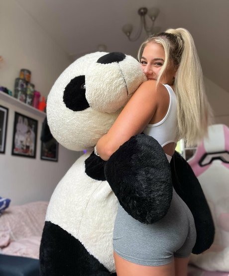 littlebunny x model erotic photo