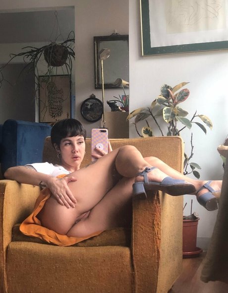 hellosofi pornographic model gallery