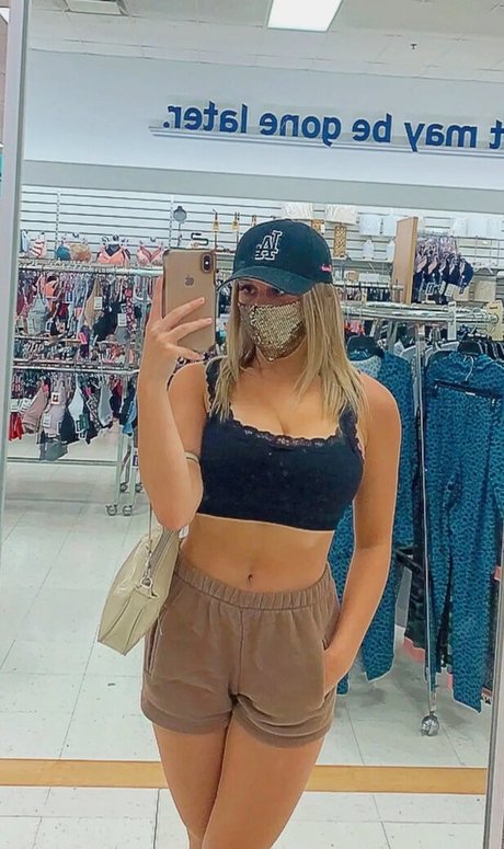 Gracie Diewald sex model picture