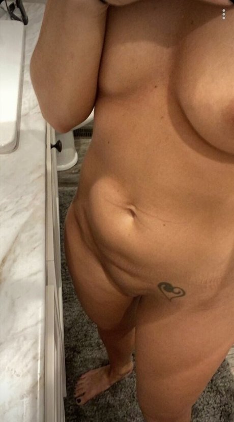 Redrumnealey pretty model galleries