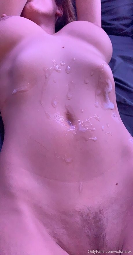 Victoria MFC star nudes pictures