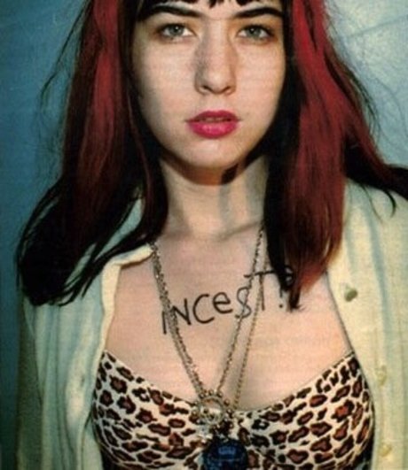 Slutsneeduse model xxx pics