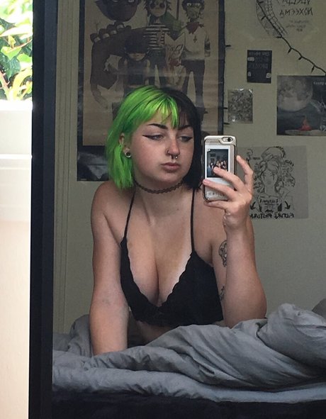 gothbimboxxx sexy star img