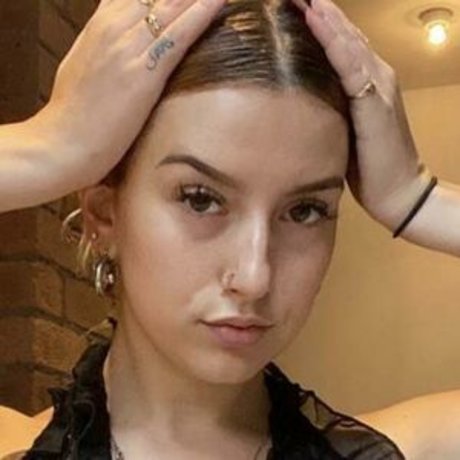 Bek Ellen exclusive pornstar photos