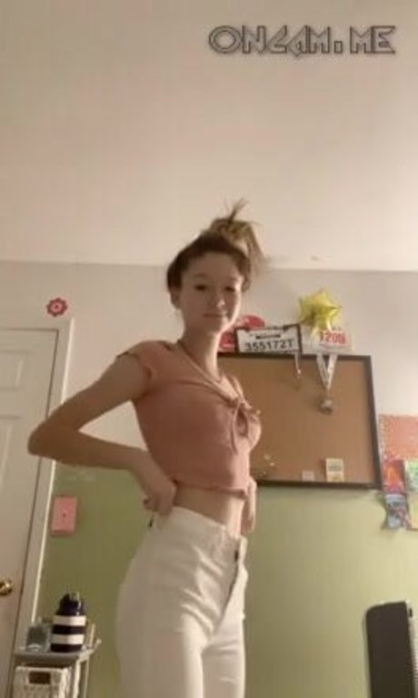 babylipss13 best model gallery