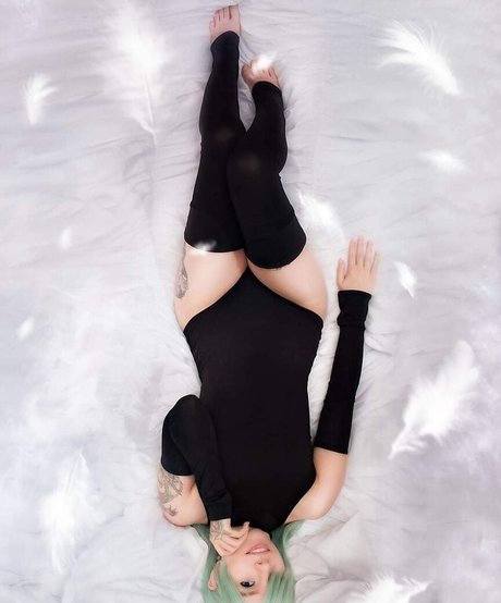 Yuumiko erotic pornstar pics