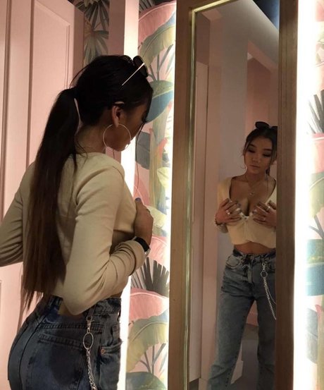 Kiimiiseokk star high quality picture