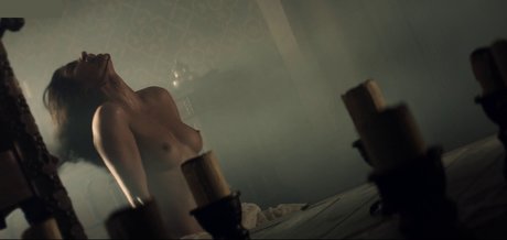 Aaya Chalotra xxx actress pictures