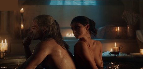 Aaya Chalotra sexy model image