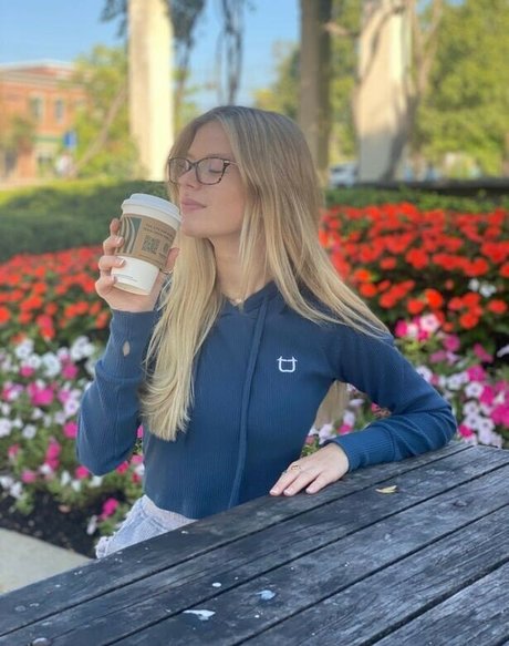 mariawedding star best picture