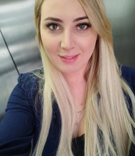 Angel Isis high quality pornstar galleries