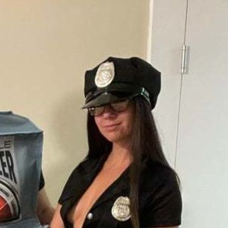 Nudiststreamer model porn photos