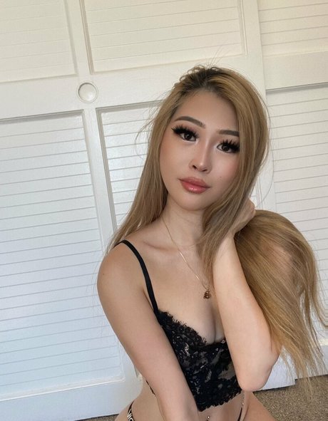 sragoddess nude model galleries