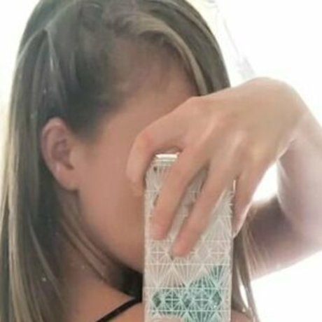 Chivette1232 pornstar naked pictures