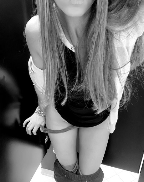 Chivette1232 star porn archive