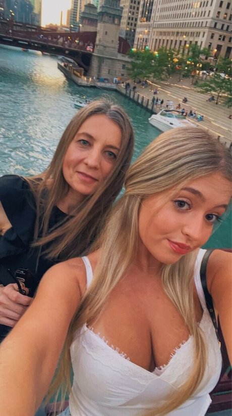 Alina Fernandez actress pics