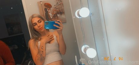 cort4shortt pornstar img