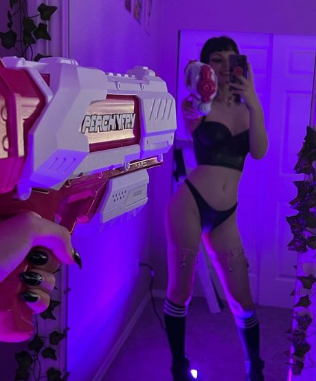 PeachyFry xxx actress archive