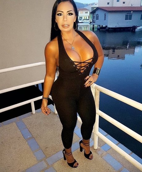 Carolina Luna beautiful star picture