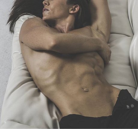 Tana Swink art model gallery